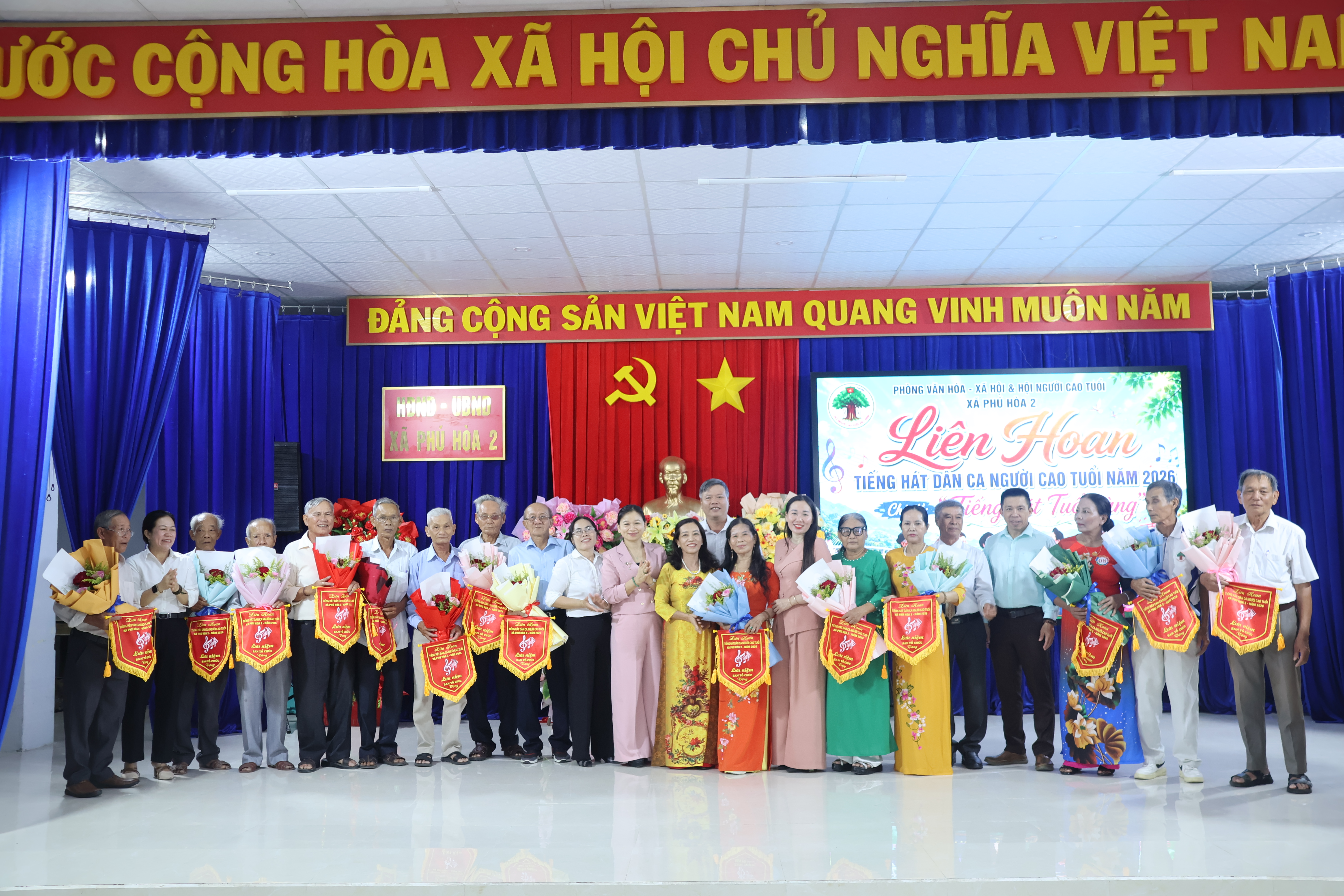 Phú Hòa 2: Sôi nổi “Liên hoan Tiếng hát Dân ca Người cao tuổi” năm 2026