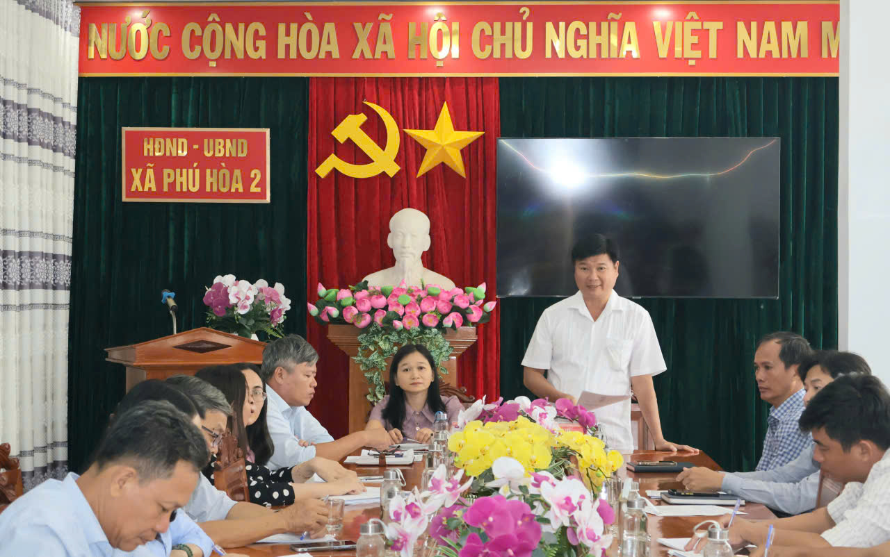 Xã Phú Hòa 2: Đánh giá kết quả thực hiện công tác  Khám sức khỏe định kỳ cho nhân dân đợt 1/1026