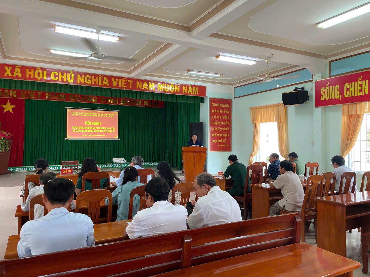 BAN CHỈ ĐẠO XÃ PHÚ HOÀ 2 TỔ CHỨC HỘI NGHỊ TRIỂN KHAI NHIỆM VỤ TÌM KIẾM, QUY TẬP VÀ XÁC ĐỊNH DANH TÍNH HÀI CỐT LIỆT SĨ